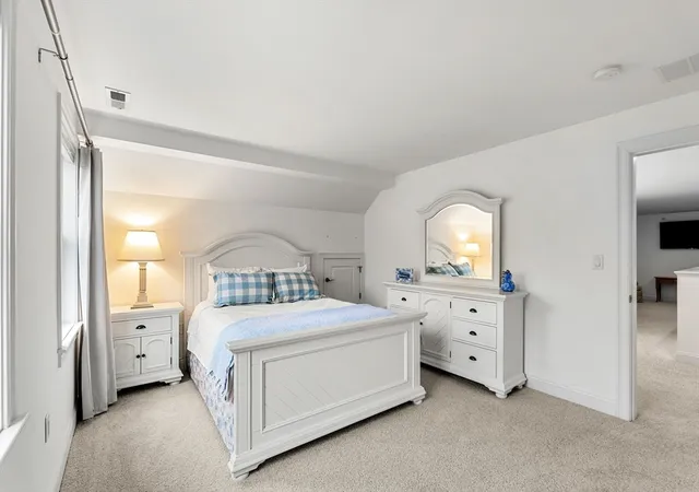 Homes for sale in Milton, MA | 23 Woodmere Dr #23, Milton, MA 02186 | MLS# 73508336
