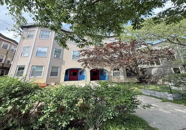 1st image of 83 Francis St #5, Brookline, MA 02446 | MLS# 73551231