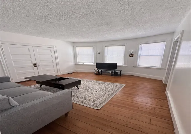 2nd image of 83 Francis St #5, Brookline, MA 02446 | MLS# 73551231