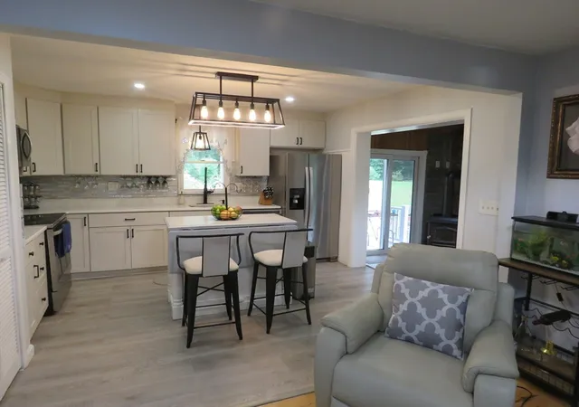 Photo 4 of Single family home for sale at 89 N High St, Foxboro, MA 02035 | MLS# 73557179 | Listing updated on 2026-08-15