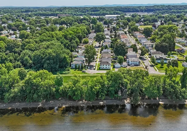22nd image of 69 Bonner St, Chicopee, MA 01013 | MLS# 73555693