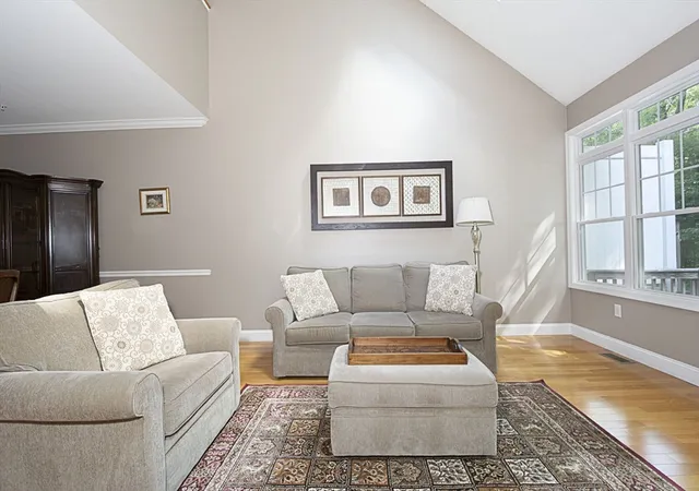 Homes for sale in North Grafton, MA | 70 Lincoln Ln #70, North Grafton, MA 01536 | MLS# 73538404