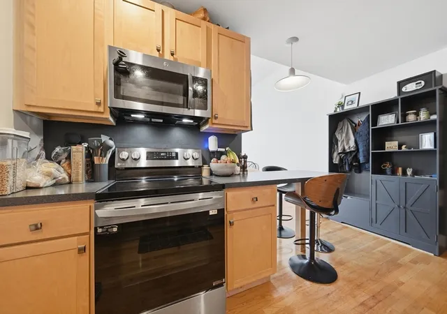 4th image of 220 Spencer Ave, Chelsea, MA 02150