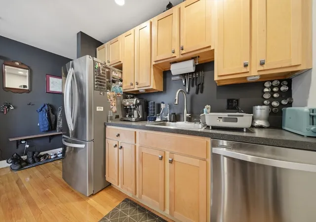 5th image of 220 Spencer Ave, Chelsea, MA 02150