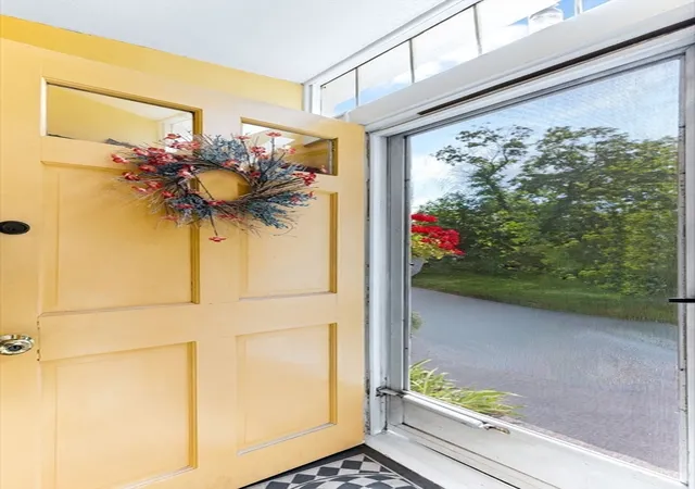 Photo 4 of Single family home for sale at 3 Howard St, Easton, MA 02375 | MLS# 73569083 | Listing updated on 2026-09-01