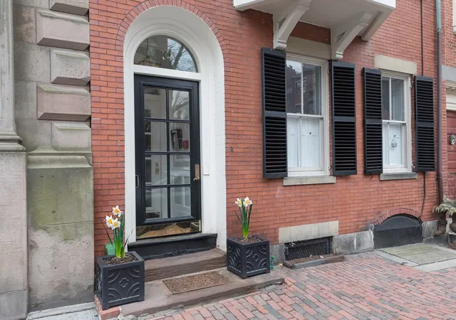 Homes for sale in Boston, MA | 74 Mt Vernon St, Boston, MA 02108 | Houzeo