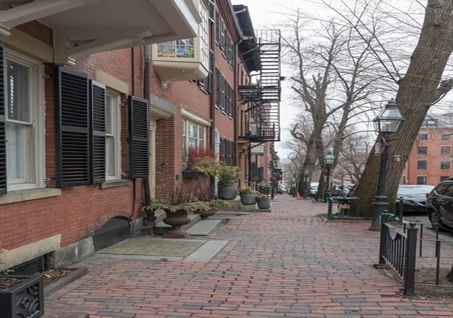 Homes for sale in Boston, MA | 74 Mt Vernon St #1F, Boston, MA 02108 | MLS# 73527677