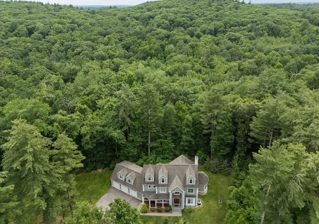 Homes for sale in Framingham, MA | 24 Wayside Inn Rd, Framingham, MA 01701 | MLS# 73545358