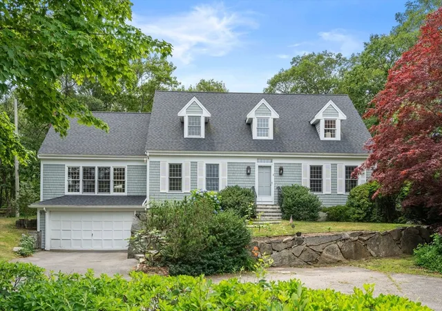 Photo 1 of Single family home for sale at 6 Boulder Top, Rockport, MA 01966 | MLS# 73553708 | Listing updated on 2026-09-20