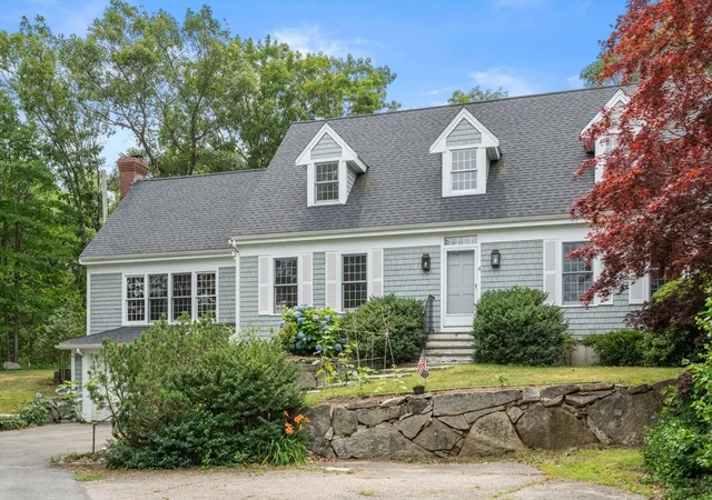 Photo 3 of Single family home for sale at 6 Boulder Top, Rockport, MA 01966 | MLS# 73553708 | Listing updated on 2026-09-20