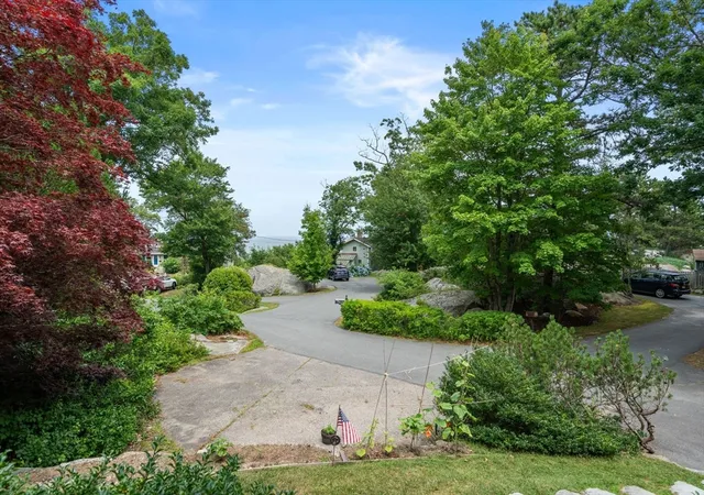 Photo 3 of Single family home for sale at 6 Boulder Top, Rockport, MA 01966 | MLS# 73553708 | Listing updated on 2026-09-20