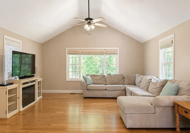 Homes for sale in Rockland, MA | 575 Salem Street, Rockland, MA 02370 | MLS# 73532016