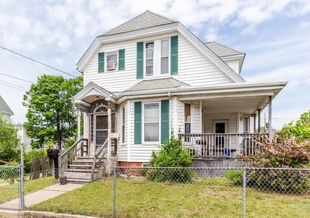 2nd image of 185 Spring St, Brockton, MA 02301 | MLS# 73537031