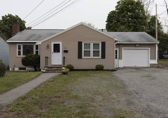 Homes for sale in Lowell, MA | 1159 Middlesex St, Lowell, MA 01851 | MLS# 73519509