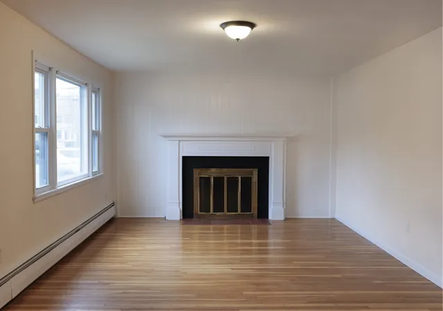 Homes for sale in Lowell, MA | 1159 Middlesex St, Lowell, MA 01851 | MLS# 73519509