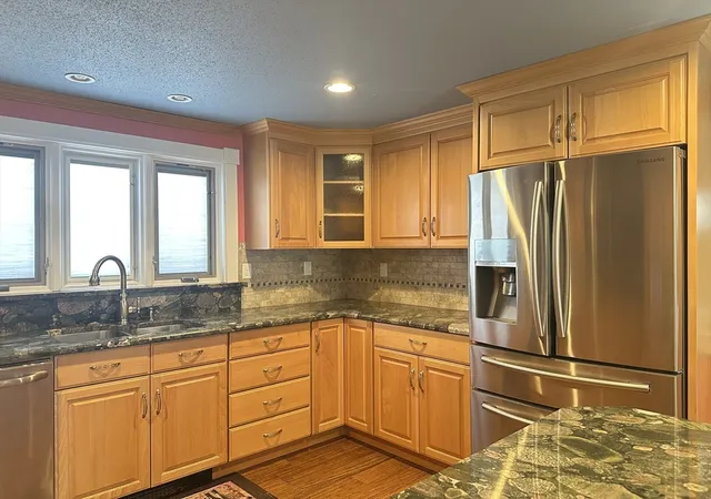2nd image of 36 Crescent Dr, Ludlow, MA 01056 | MLS# 73547593