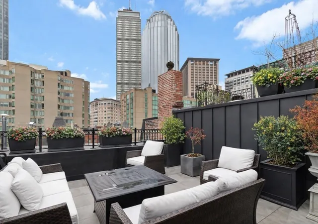 2nd image of 102 Saint Botolph St, Boston, MA 02115 | MLS# 73502157