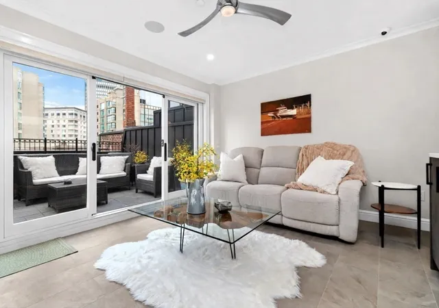 3rd image of 102 Saint Botolph St, Boston, MA 02115 | MLS# 73502157