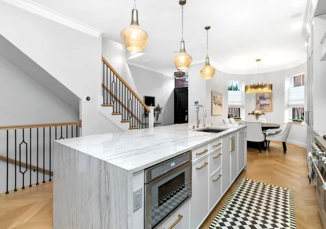 5th image of 102 Saint Botolph St, Boston, MA 02115 | MLS# 73502157