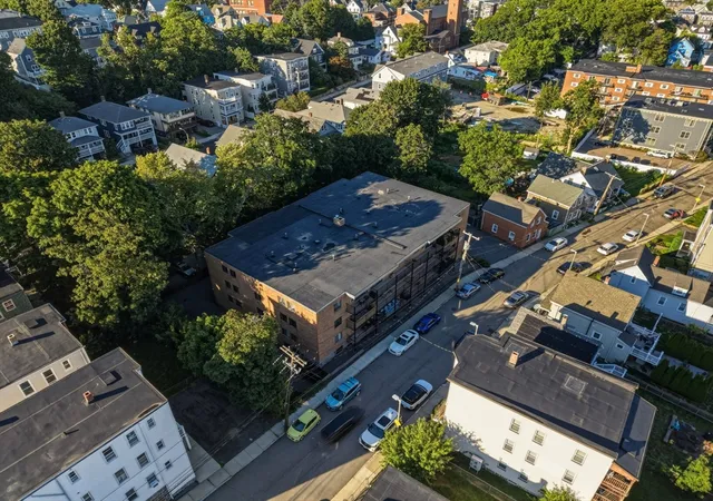 5th image of 10 Coffey St, Boston, MA 02122
