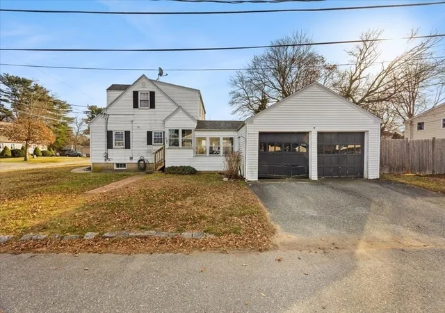 Photo 2 of Single family home for sale at 31 Magnolia Ave, Brockton, MA 02301 | MLS# 73460978 | Listing updated on 2026-03-18