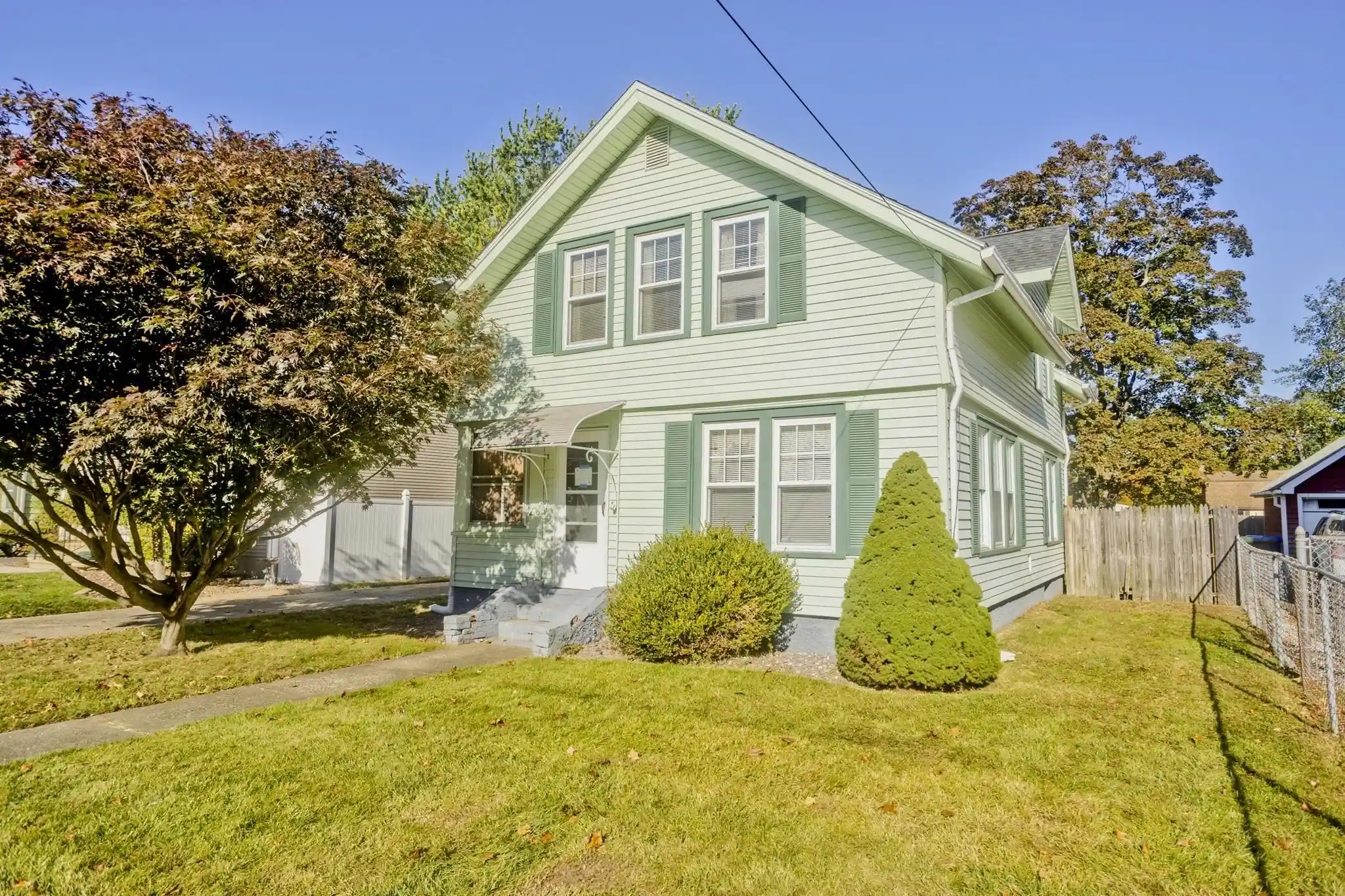 Photo 1 of Sale Pending at 276 Tremont St, Springfield, MA 01104 | MLS# 73591280 | Listing updated on 2026-10-21