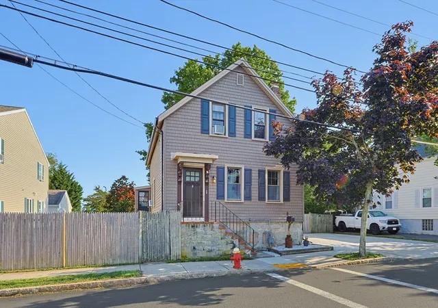 Homes for sale in New Bedford, MA | 42 Grape St, New Bedford, MA 02740 | MLS# 73547500