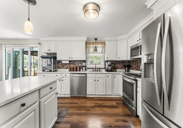 2nd image of 841 Union St, East Bridgewater, MA 02333 | MLS# 73550156