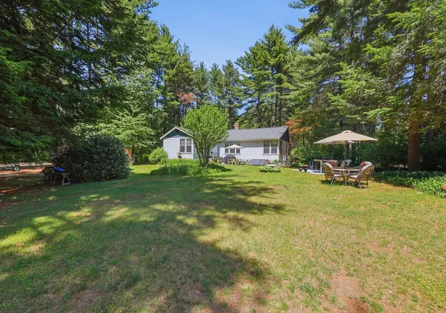 35th image of 207 South Street, Berlin, MA 01503 | MLS# 73547558
