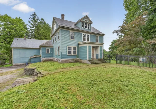 1st image of 35 Leominster Rd, Lunenburg, MA 01462 | MLS# 73565951
