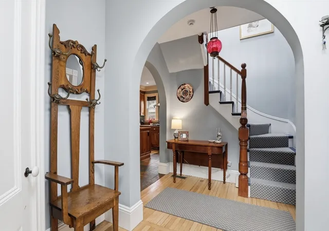 Photo 3 of Sale Pending at 50 Jersey St, Marblehead, MA 01945 | MLS# 73508327 | Listing updated on 2026-05-12