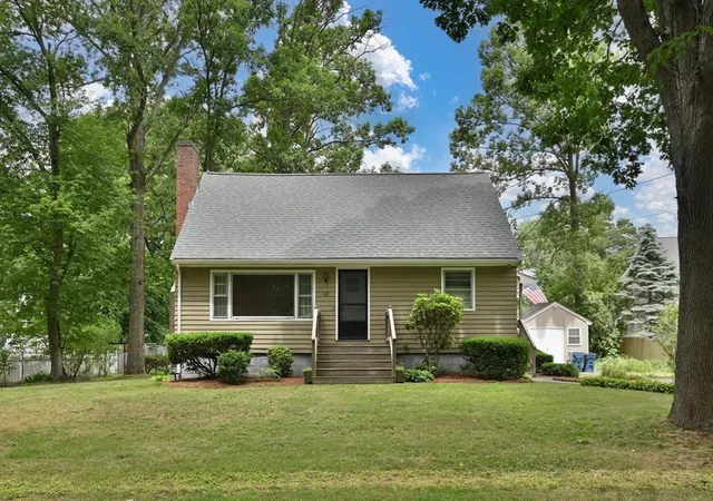 1st image of 68 Kernwood Ave, Tewksbury, MA 01876 | MLS# 73538040