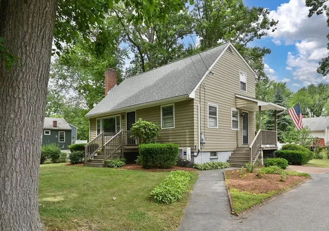2nd image of 68 Kernwood Ave, Tewksbury, MA 01876 | MLS# 73538040