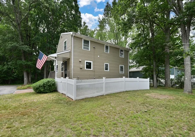 32nd image of 68 Kernwood Ave, Tewksbury, MA 01876 | MLS# 73538040
