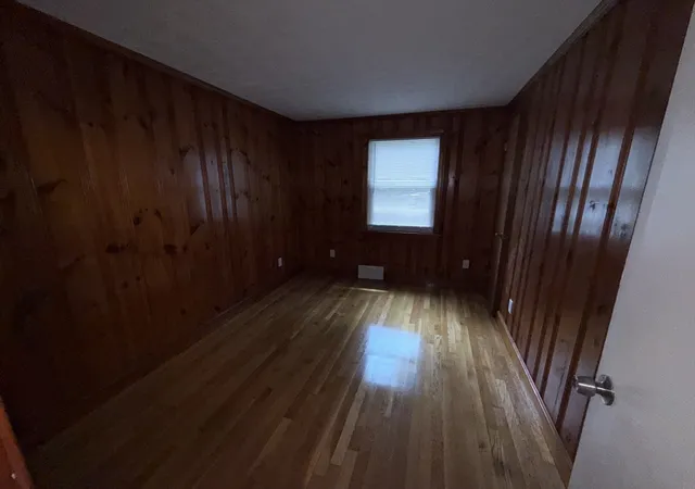 Photo 4 of Single family home for sale at 266 Lowell St, Wilmington, MA 01887 | MLS# 73560605 | Listing updated on 2026-09-07