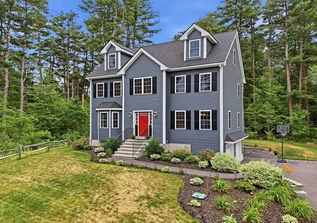 Photo 3 of Single family home for sale at 25 4th Avenue, Billerica, MA 01821 | MLS# 73547332 | Listing updated on 2026-09-15
