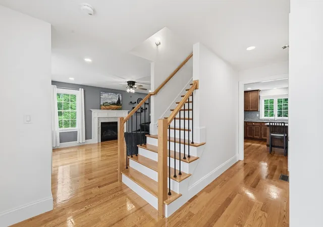 Photo 3 of Single family home for sale at 25 4th Avenue, Billerica, MA 01821 | MLS# 73547332 | Listing updated on 2026-09-15