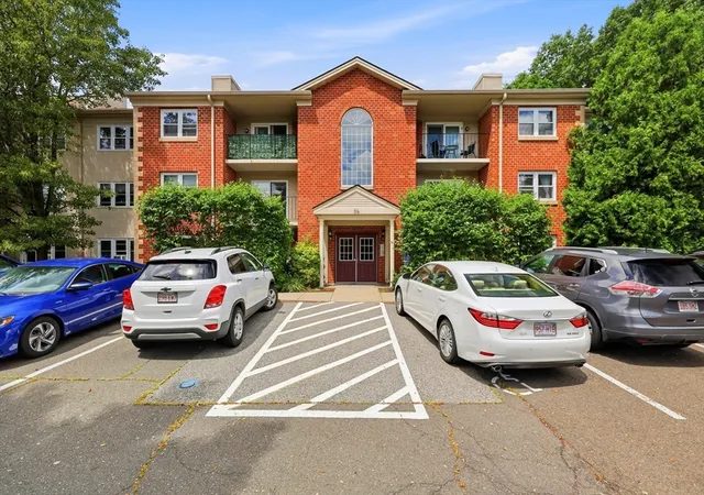 24th image of 36 Maple Crest Cir #F, Holyoke, MA 01040 | MLS# 73548662