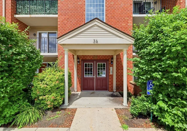 2nd image of 36 Maple Crest Cir #F, Holyoke, MA 01040 | MLS# 73548662
