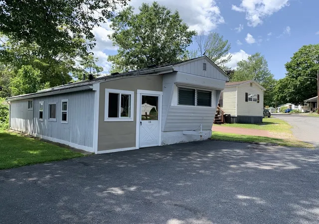 1st image of 42 Adams #15, Greenfield, MA 01301 | MLS# 73554347
