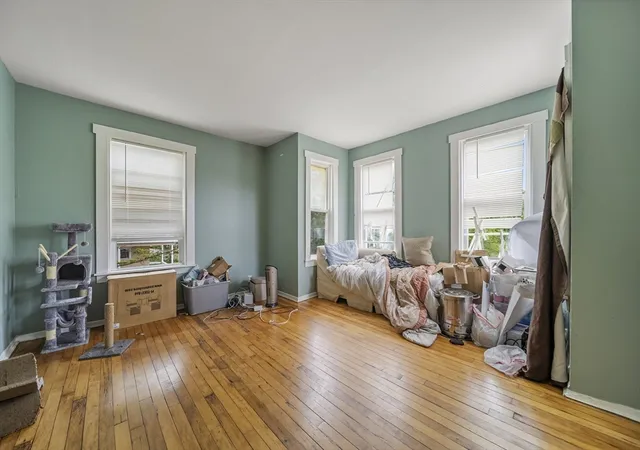 4th image of 276 Fairmount St, Fitchburg, MA 01420 | MLS# 73373377