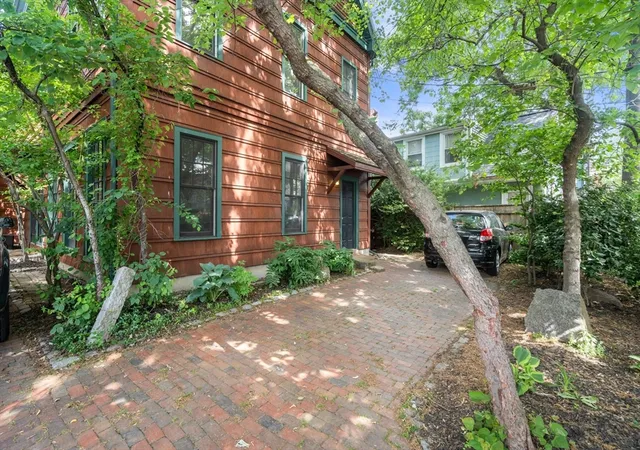 Homes for sale in Cambridge, MA | 157 Cherry St, Cambridge, MA 02139 | Houzeo