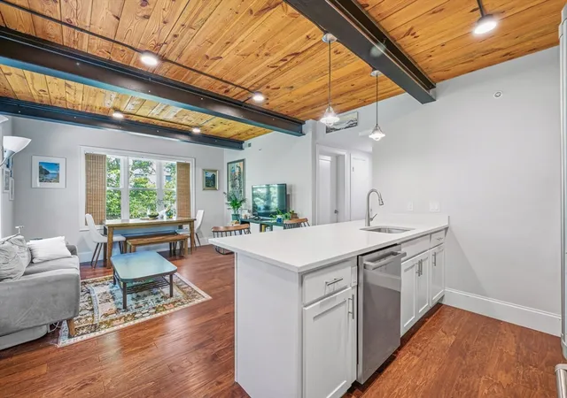 2nd image of 192 Raymond St #4, Cambridge, MA 02140 | MLS# 73550741