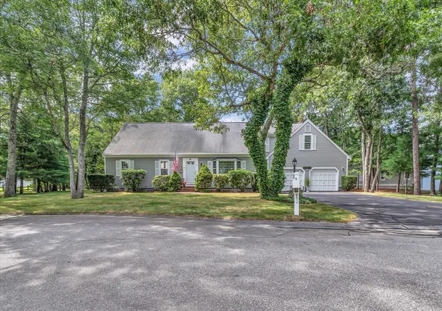 Photo 1 of Single family home for sale at 25 Wiley Post Ln, East Falmouth, MA 02536 | MLS# 73570093 | Listing updated on 2026-09-19