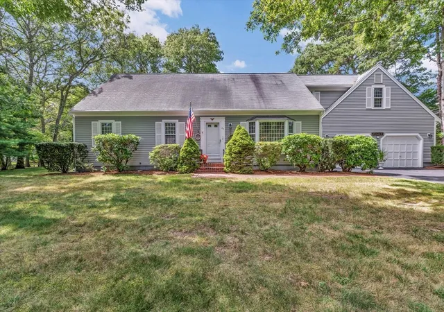 Photo 3 of Single family home for sale at 25 Wiley Post Ln, East Falmouth, MA 02536 | MLS# 73570093 | Listing updated on 2026-09-19