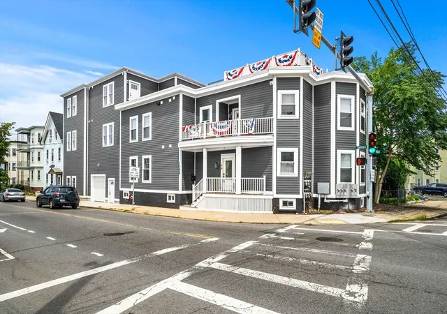1st image of 1088 Saratoga St #4, Boston, MA 02128 | MLS# 73546735