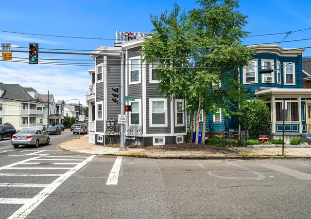 2nd image of 1088 Saratoga St #4, Boston, MA 02128 | MLS# 73546735