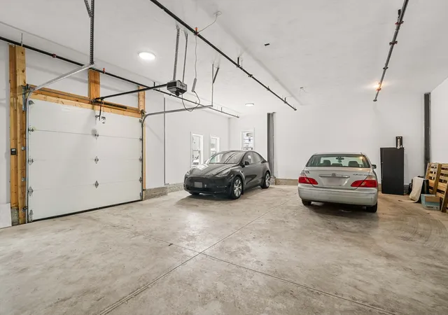 3rd image of 1088 Saratoga St #4, Boston, MA 02128 | MLS# 73546735