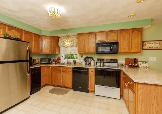 2nd image of 26 Cushing Lane, Lunenburg, MA 01462 | MLS# 73550065