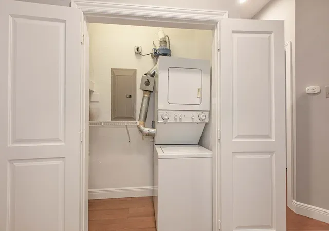 2nd image of 7 Main St, Brockton, MA 02301